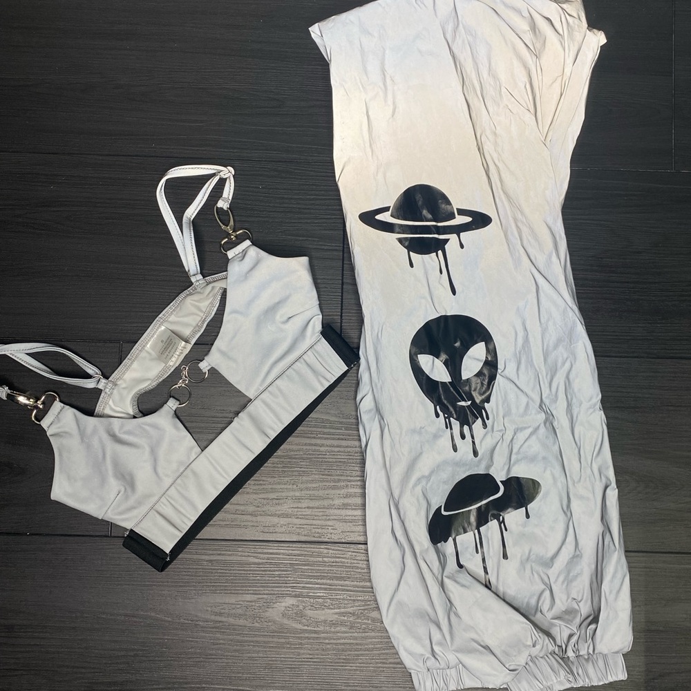 Iheartraves reflective rave set